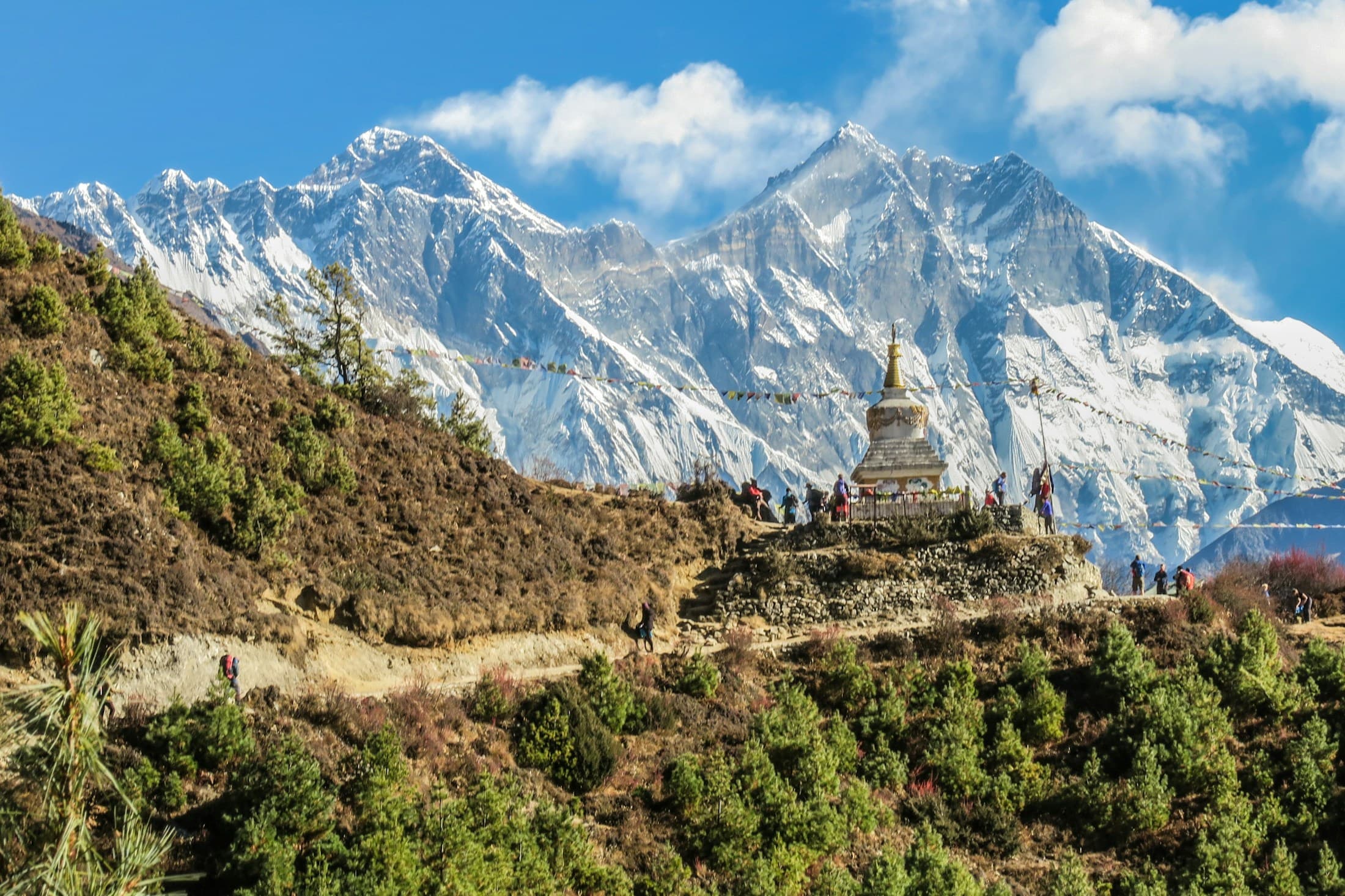 Himachal Sunlight Alps Background